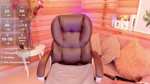 Snapshot of marien_thomson_ chatting on January 30, 9:15 am Marien online show from January 30, 9:15 am