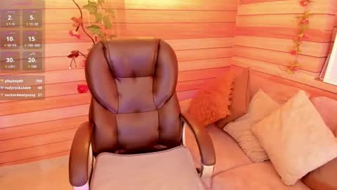 Snapshot of marien_thomson_ chatting on March 1, 8:13 am Marien online show from March 1, 8:13 am