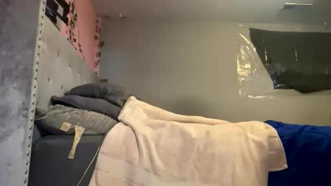 eMariexxx online show from February 24, 3:59 am