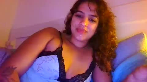 mariguimajf online show from September 24, 2:26 am