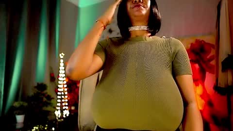 Nikita - Scroll down and read my bio please. New Pictures in Bio online show from December 29, 10:12 am