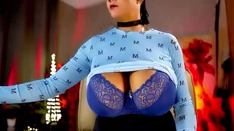 Nikita - Scroll down and read my bio please. New Pictures in Bio online show from October 1, 10:38 pm