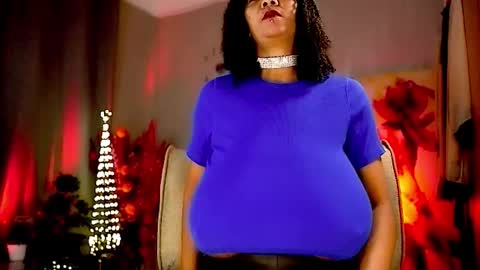 Snapshot of mariicha chatting on October 30, 6:59 am Nikita - Scroll down and read my bio please. New Pictures in Bio online show from October 30, 6:59 am