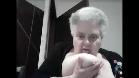 Snapshot of marilu64 chatting on March 25, 7:31 pm marilu64 online show from March 25, 7:31 pm