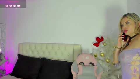 Marilyn online show from December 19, 8:05 pm