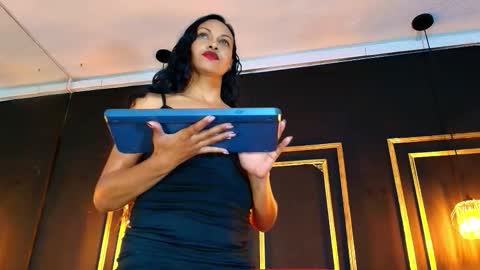 MARIYLN BLAKE  online show from January 15, 12:43 pm