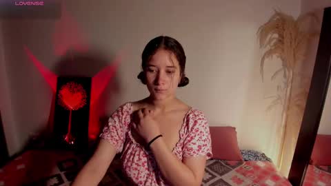 Snapshot of marilyn_xoxoxo chatting on October 25, 11:43 pm marilyn_xoxoxo online show from October 25, 11:43 pm