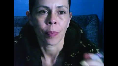 Snapshot of marilyn_xxxx chatting on December 5, 3:15 am  Marilyn  online show from December 5, 3:15 am