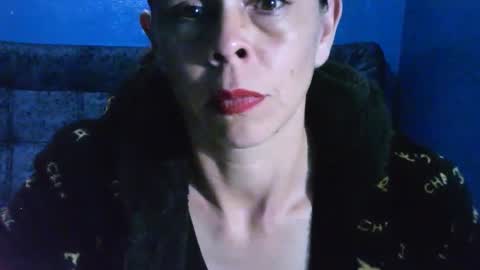 Snapshot of marilyn_xxxx chatting on December 5, 11:07 pm  Marilyn  online show from December 5, 11:07 pm