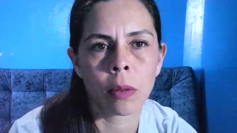 Snapshot of marilyn_xxxx chatting on December 17, 6:53 pm  Marilyn  online show from December 17, 6:53 pm