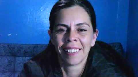 Snapshot of marilyn_xxxx chatting on December 20, 2:08 am  Marilyn  online show from December 20, 2:08 am