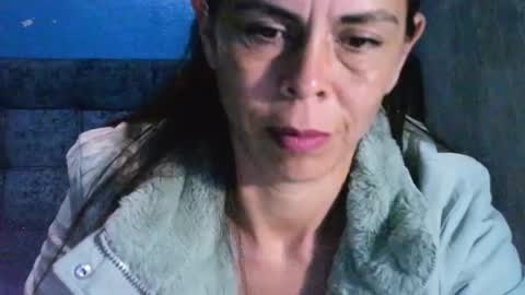 Snapshot of marilyn_xxxx chatting on January 2, 11:06 pm  Marilyn  online show from January 2, 11:06 pm