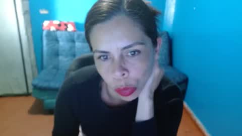 Snapshot of marilyn_xxxx chatting on January 25, 7:39 pm  Marilyn  online show from January 25, 7:39 pm