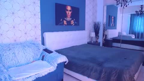 Mary Mais online show from February 14, 2:02 pm