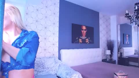 Mary Mais online show from October 6, 7:17 am