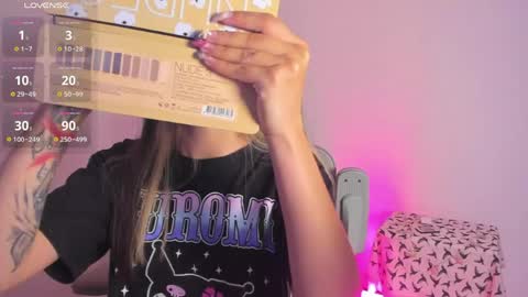 Marin kitoko online show from April 11, 1:15 pm