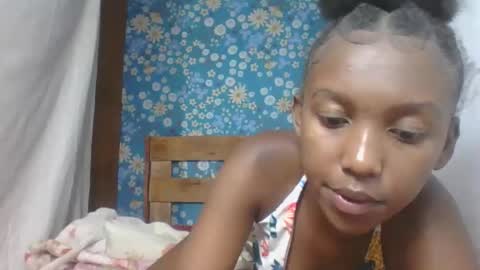 Snapshot of marinagold69 chatting on May 3, 5:52 pm marinagold69 online show from May 3, 5:52 pm