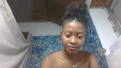 Snapshot of marinagold69 chatting on May 30, 12:02 pm marinagold69 online show from May 30, 12:02 pm