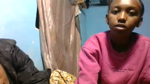 Snapshot of marinagold69 chatting on June 10, 4:23 am marinagold69 online show from June 10, 4:23 am