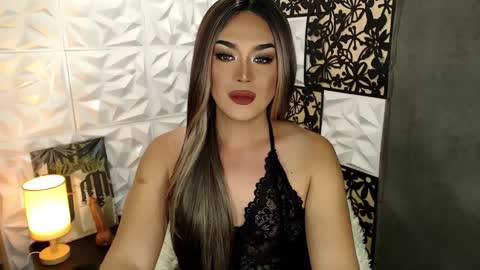 Snapshot of marinamorets chatting on December 5, 6:55 pm marina online show from December 5, 6:55 pm