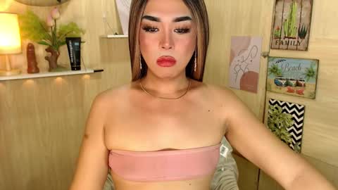 Snapshot of marinamorets chatting on October 10, 9:19 am marina online show from October 10, 9:19 am