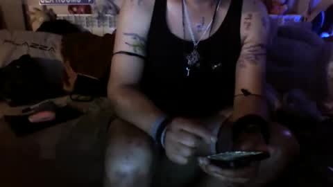 Snapshot of mario_1974 chatting on June 8, 1:28 am Ray online show from June 8, 1:28 am