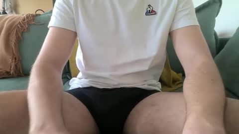 Snapshot of mario_pseudo chatting on March 3, 9:59 am Mario online show from March 3, 9:59 am