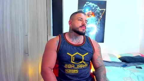 Snapshot of mario_teran chatting on October 26, 3:23 am Mario Teran online show from October 26, 3:23 am