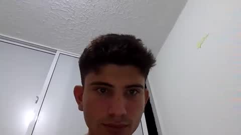 mariobrosss517470 online show from December 15, 5:56 am