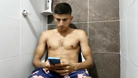 Snapshot of mariobrosss517470 chatting on June 13, 7:34 pm mariobrosss517470 online show from June 13, 7:34 pm
