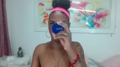 Nathaly online show from November 30, 7:40 pm