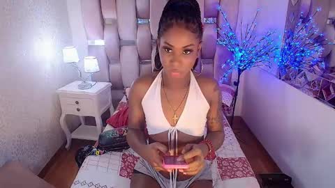 Nathaly online show from December 14, 2:33 pm