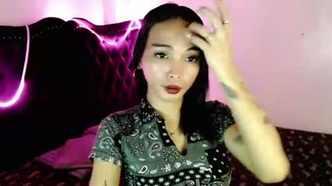 Snapshot of marishkafoxx chatting on April 2, 3:04 am marishka online show from April 2, 3:04 am