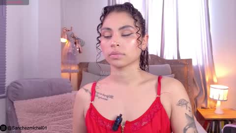 Snapshot of marivimichel03 chatting on October 28, 7:05 pm online show from October 28, 7:05 pm