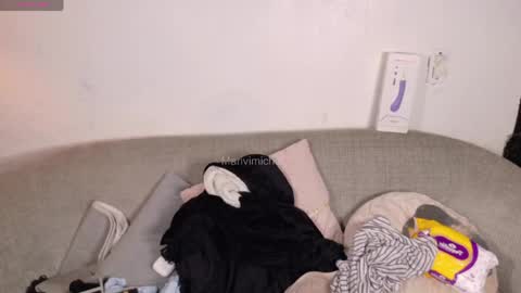 marivimichel_s online show from April 24, 9:56 am