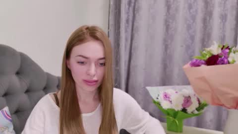 mariwell online show from April 21, 9:39 pm