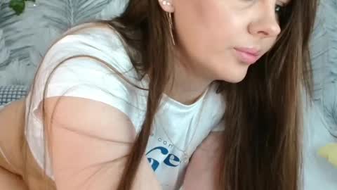 pipi online show from April 22, 3:46 pm