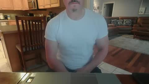 Mark online show from November 25, 2:39 pm