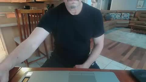 Mark online show from November 27, 2:41 pm