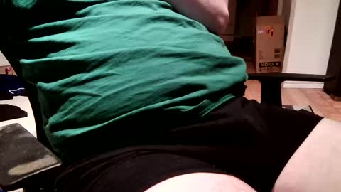 Mark online show from November 18, 8:02 pm