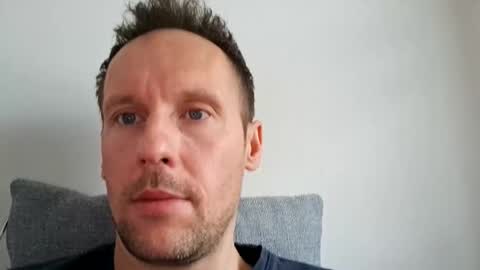 Snapshot of mark__39 chatting on February 12, 8:27 am Mark online show from February 12, 8:27 am