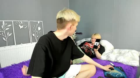 mark_brain online show from May 24, 12:21 pm