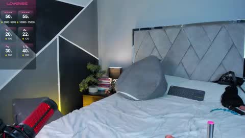 Snapshot of mark_broown_ chatting on September 21, 6:31 pm mark_broown_ online show from September 21, 6:31 pm