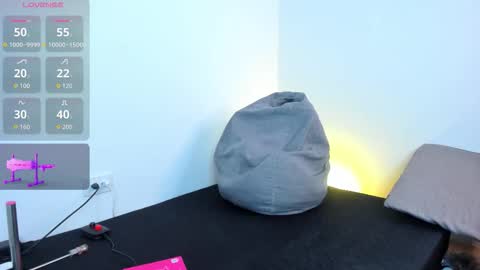 mark_broown_ online show from February 23, 8:50 pm