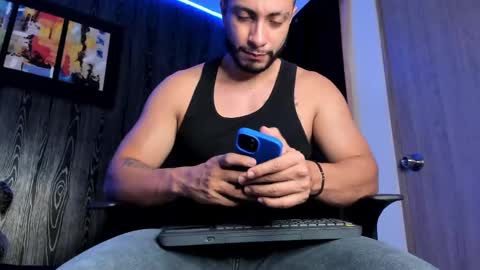 Snapshot of mark_buffet02 chatting on February 19, 2:01 pm Mark Buffet online show from February 19, 2:01 pm