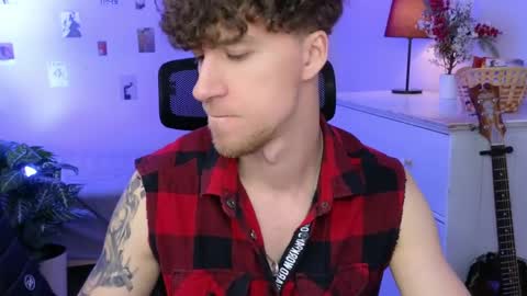 mark_caron online show from April 9, 8:14 pm