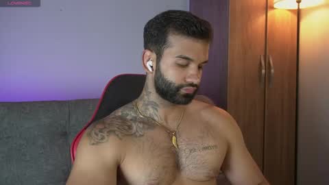 Mark online show from March 6, 11:34 pm