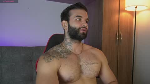 Mark online show from April 5, 1:14 am