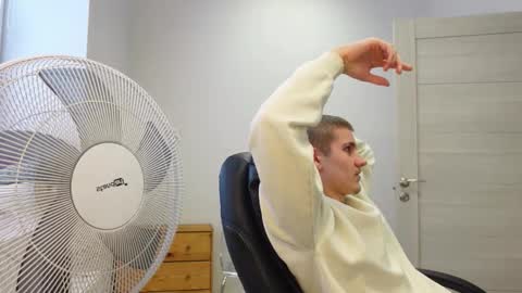 MARK KARSON online show from February 21, 7:31 am