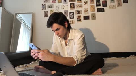 Mark online show from October 26, 11:16 am